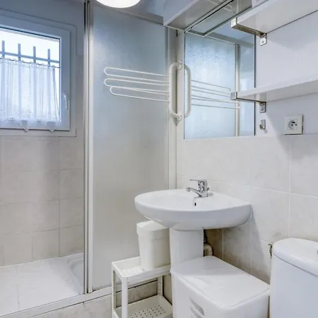 T2 In Lavandou - With Swimming Pool *