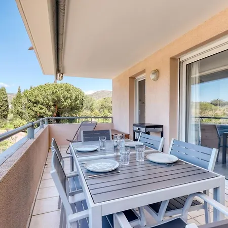 T2 In Lavandou - With Swimming Pool