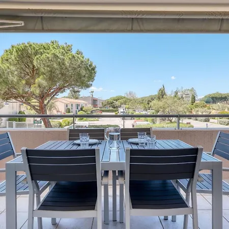T2 In Lavandou - With Swimming Pool Apartment *